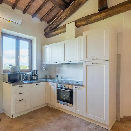 Monti Pet Friendly With Shared Pool Дом отдыха Казоле-д'Эльса